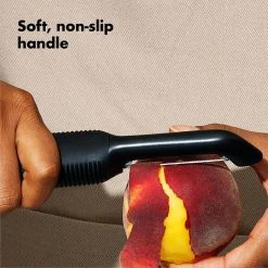 OXO Serrated Peeler Black -Avanti store OXO Kitchenware Matchbox 48006 k OXO 1024x1024