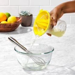 OXO 2-In-1 Citrus Juicer Orange -Avanti store OXO Kitchenware Matchbox 48080 q oxo 1024x1024
